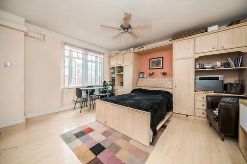 undefined, Upper Woburn Place, London WC1H