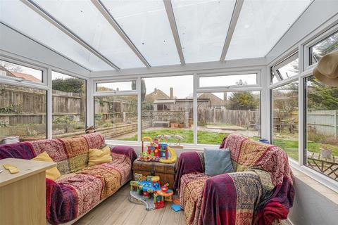 3 bedroom detached bungalow for sale, The Grove, Newhaven