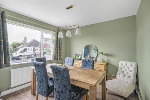 3 bedroom detached bungalow for sale, The Grove, Newhaven