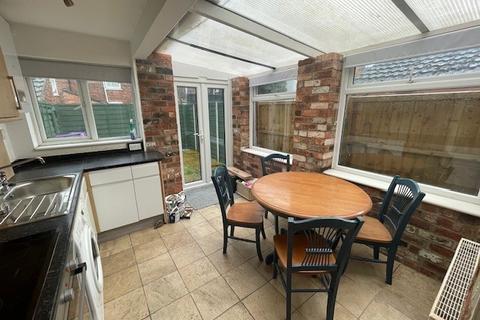 undefined, Queen Street, Grantham NG31