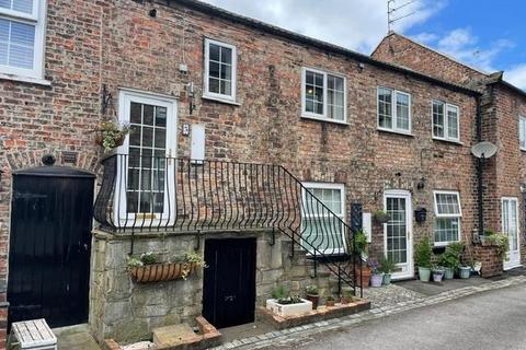 1 bedroom flat for sale, 5 Manor Court, Church View, Northallerton
