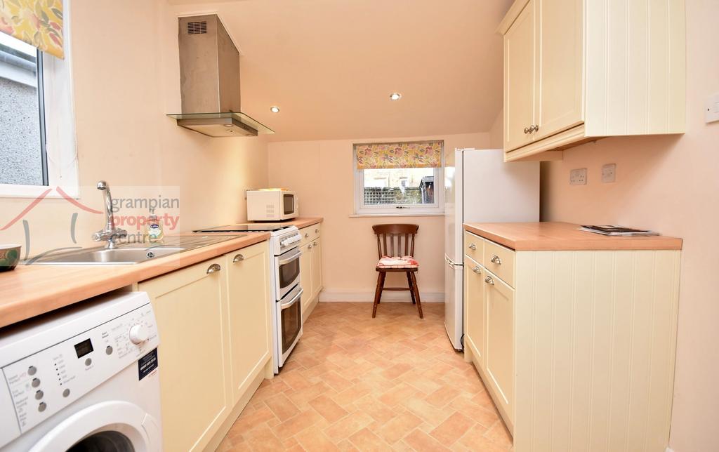 Kitchen .JPG