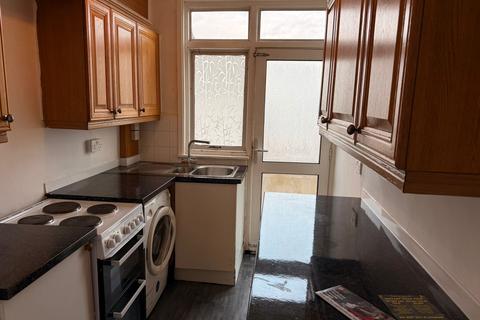 undefined, Harcourt Street,  Luton LU1