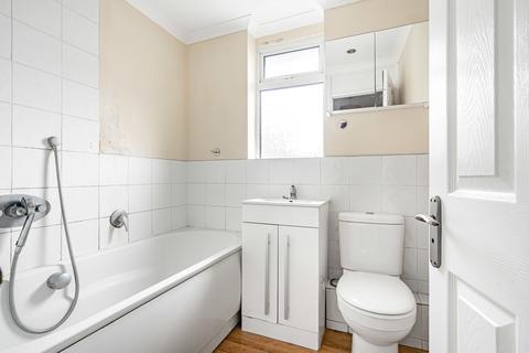 undefined, Lansdown Close, Woking, Surrey, GU21