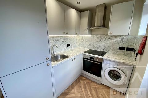 undefined, East Street, Epsom KT17
