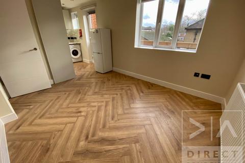 undefined, East Street, Epsom KT17