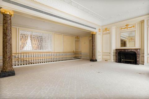 undefined, Belgrave Square, Belgravia SW1