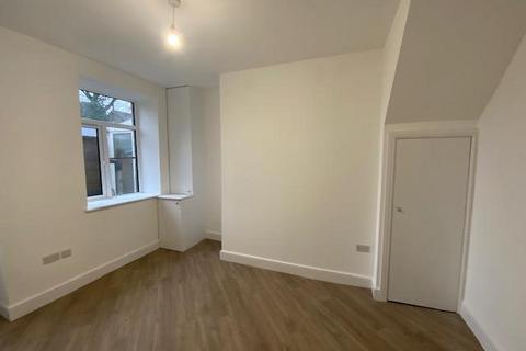 undefined, Stamford Street, Mossley