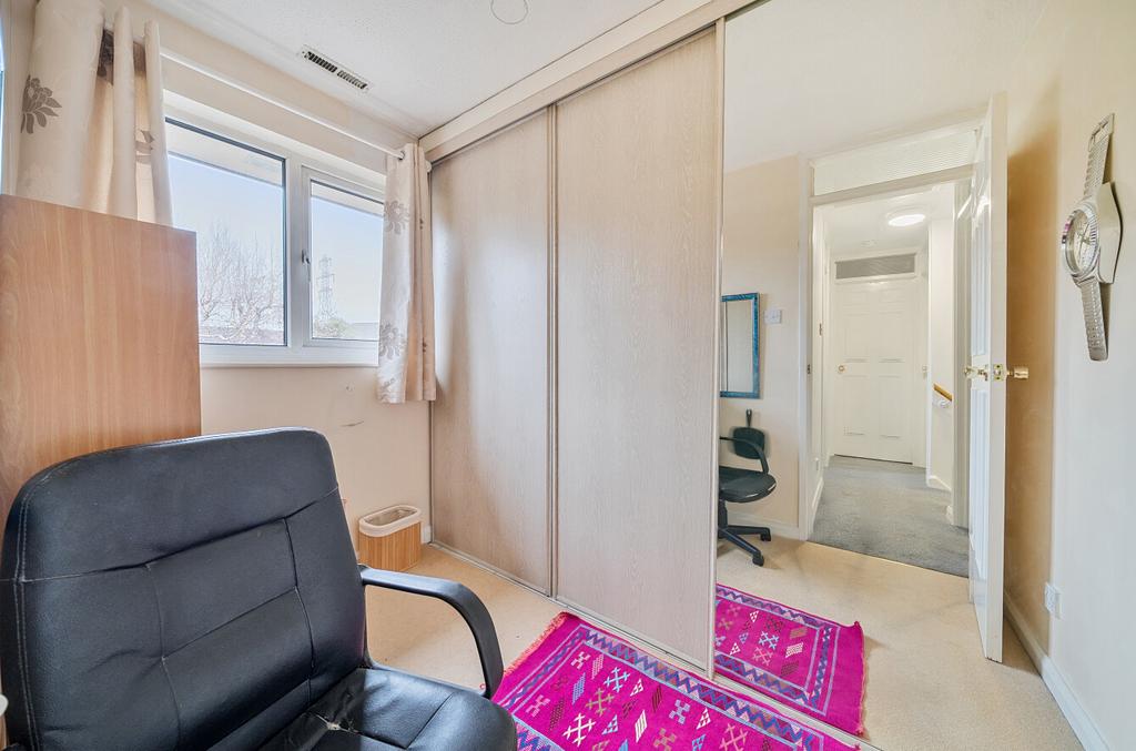 1387616 17 693178...