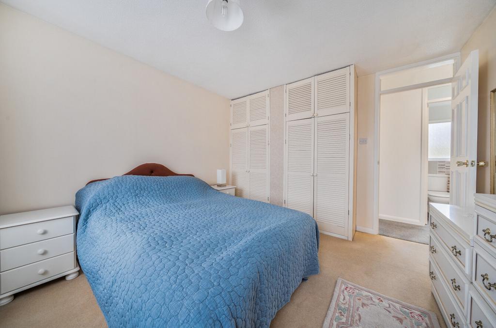 1387616 23 693179...