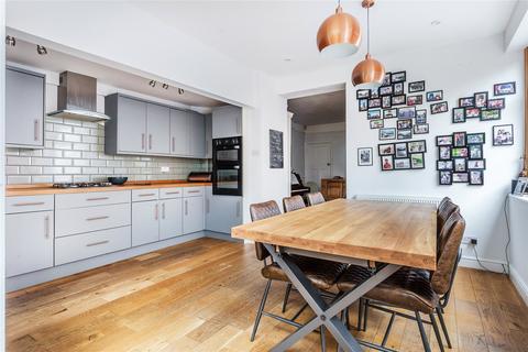undefined, Russell Road, Surrey GU21