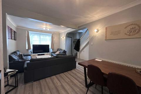 3 bedroom property for sale, Raisingholme Raod, Harrow