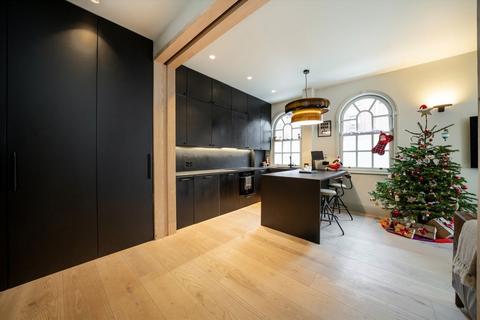 undefined, Amwell Street, London EC1R