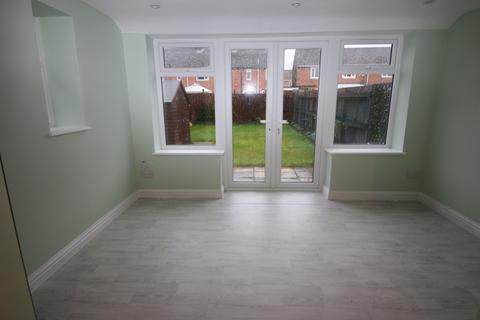3 bedroom semi-detached house to rent, Park Road, Sherburn Village, Durham, DH6