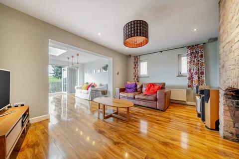 undefined, Gardenia Grove, Nottingham, Nottinghamshire, NG3