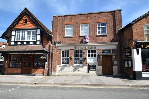 2 bedroom apartment to rent, Midland House, Goring On Thames RG8