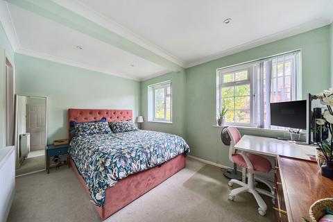undefined, Midhope Road, Woking, GU22