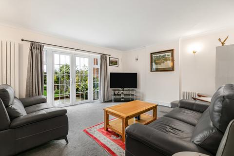 undefined, Moorfields Close, Staines-upon-Thames, Surrey, TW18
