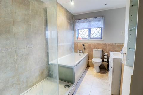 4 bedroom detached house for sale, Clayfields, High Wycombe HP10