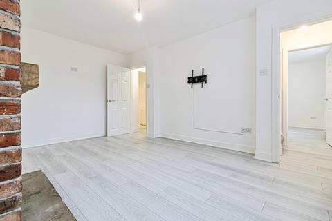 undefined, First Avenue, Greater Manchester M11