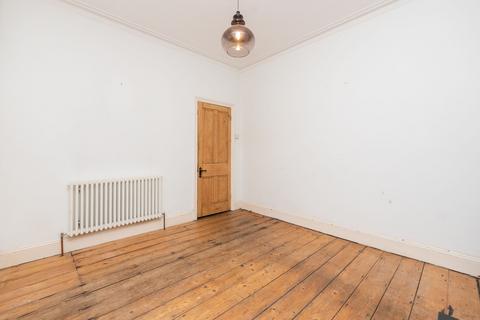 undefined, Bristol BS5