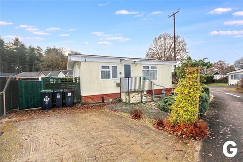 2 bedroom park home for sale, The Avenue, Oak Tree Park, St. Leonards, Ringwood, BH24