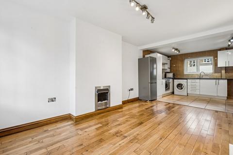 1 bedroom flat to rent, Carlton Road, London W4