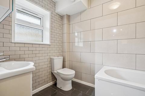 1 bedroom flat to rent, Carlton Road, London W4