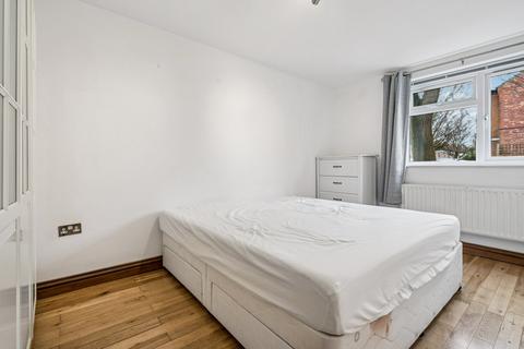 1 bedroom flat to rent, Carlton Road, London W4