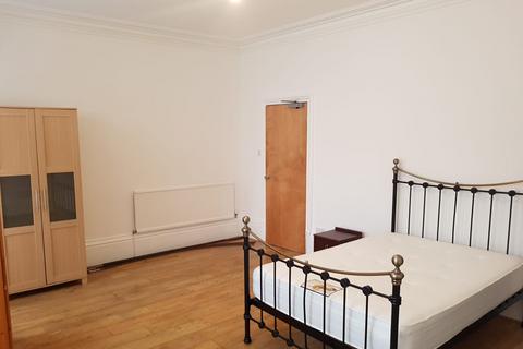 undefined, Nottingham NG7