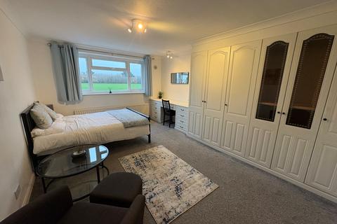 undefined, HOUSE SHARE Talbot Drive