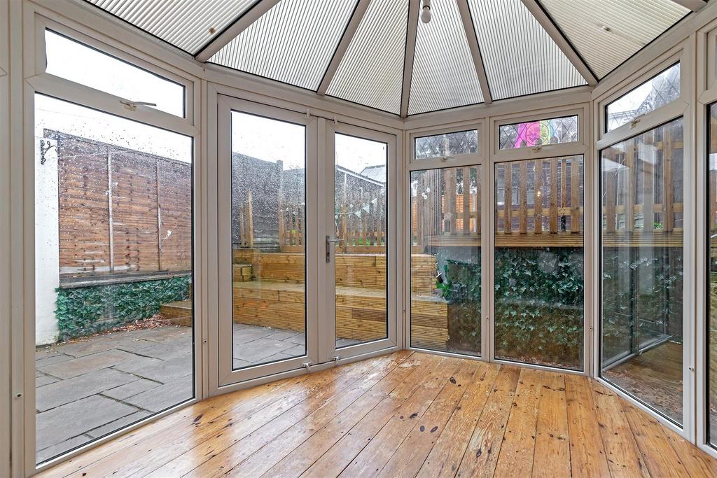 19 Quartermass Road-13.jpg