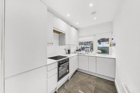 undefined, Waters Road, Kingston upon Thames KT1