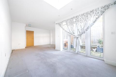 undefined, Faringdon Road, Earley, Reading