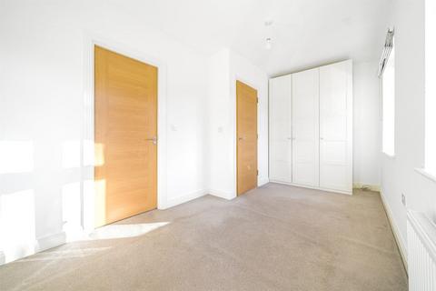 undefined, Faringdon Road, Earley, Reading
