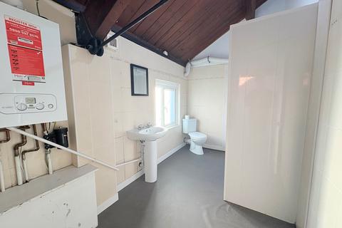 undefined, Flat , - Bridgend Road, Aberkenfig, Bridgend