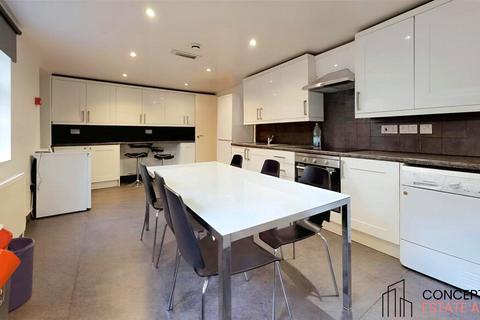 undefined, Camberwell New Road, London, SE5