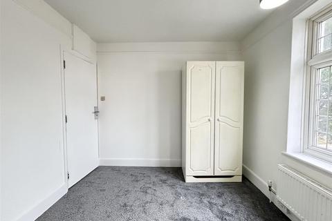 undefined, Room 3, Hart Road