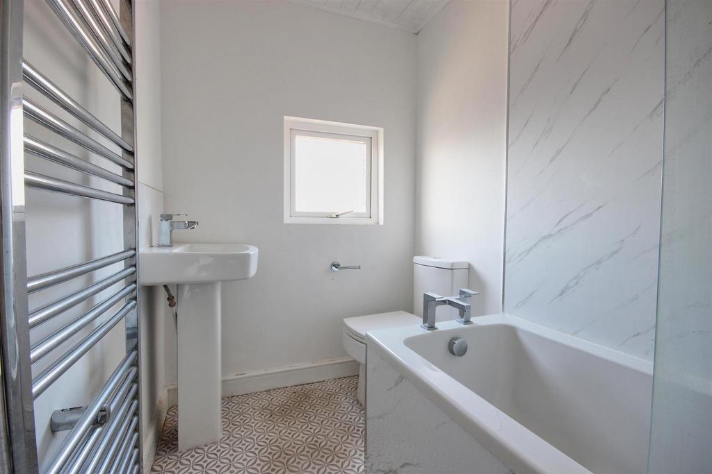 Bathroom/w.c.