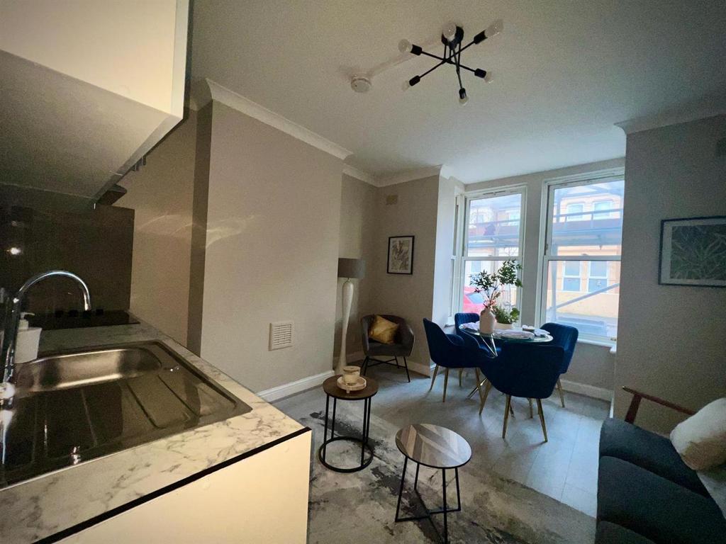 Whats App Image 2025-12-10 at 06.47.53 1b639231.jpg