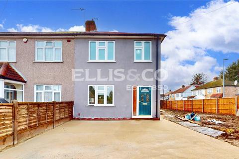 4 bedroom terraced house to rent, Willow Tree Lane, Hayes, UB4