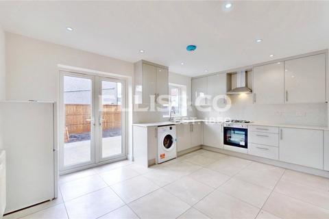 4 bedroom terraced house to rent, Willow Tree Lane, Hayes, UB4