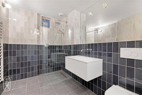 undefined, London Lane, London, E8