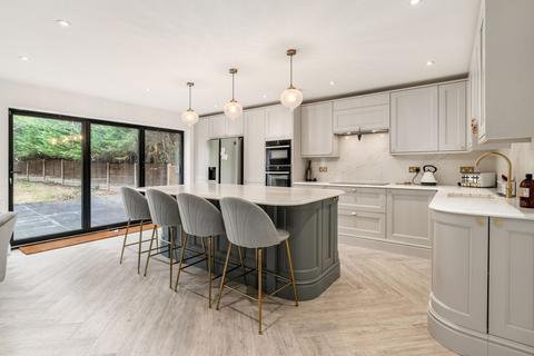 undefined, Pike Way, Epping CM16