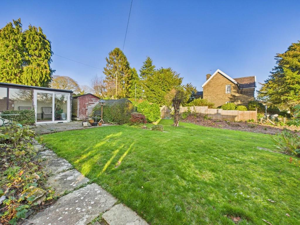 CAM01268 G0-PR0414-STILL011.jpg