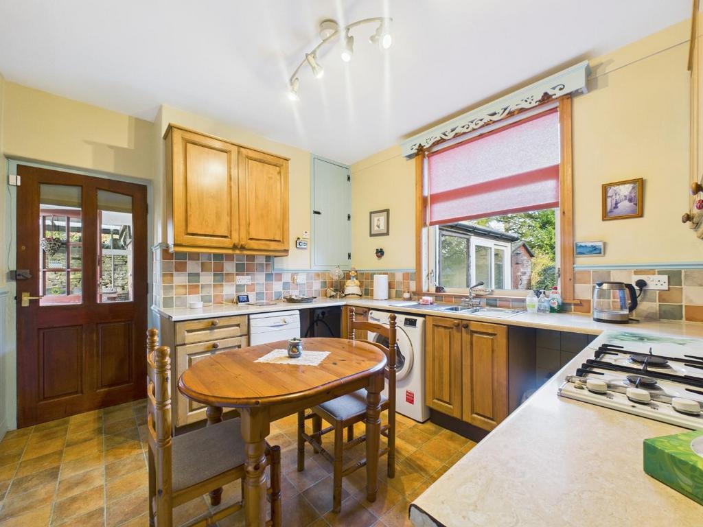 CAM01268 G0-PR0414-STILL009.jpg