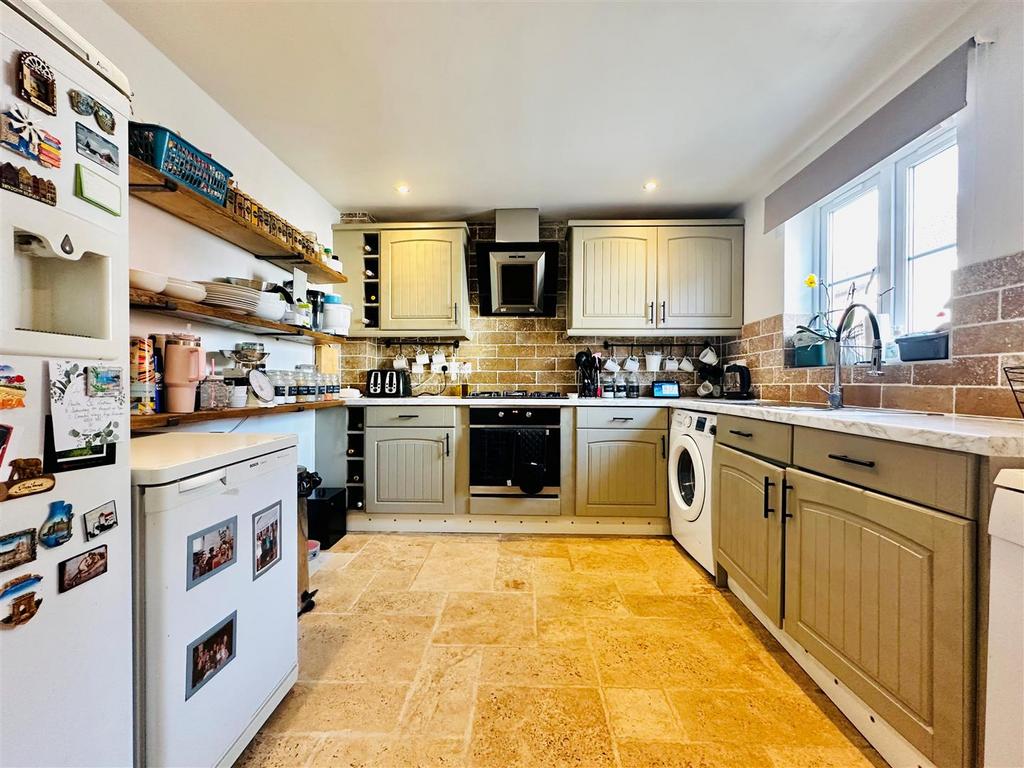 Kitchen.jpg