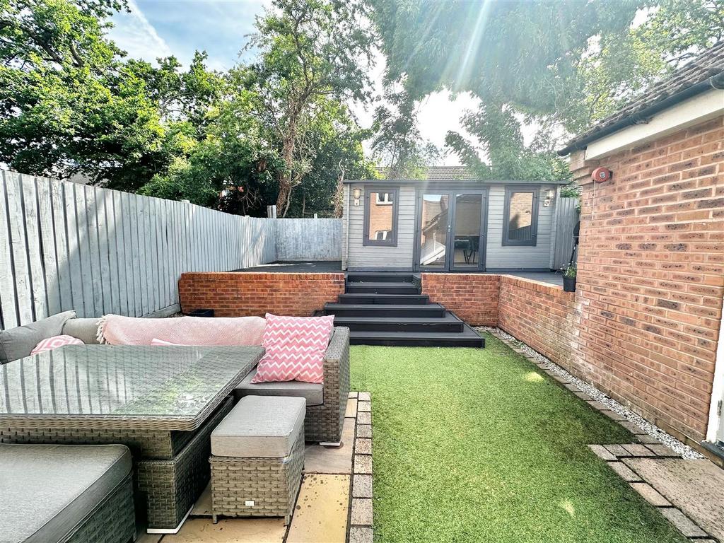 Rear Garden 1.jpg