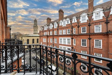3 bedroom flat to rent, York Street, London W1H
