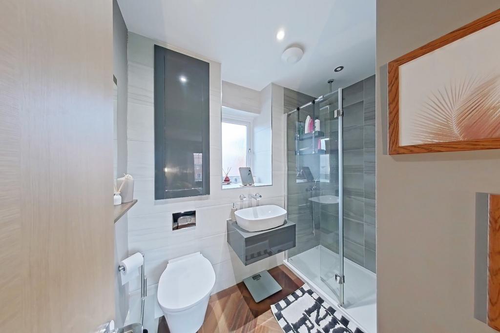 Ensuite